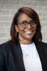 headshot of Melissa Ross