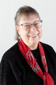 headshot of Michele Sanderson